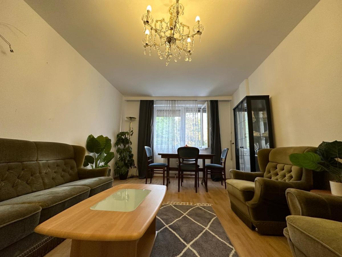 2 Rooms Flat With Balcony, Near Of Center Vienna Luaran gambar