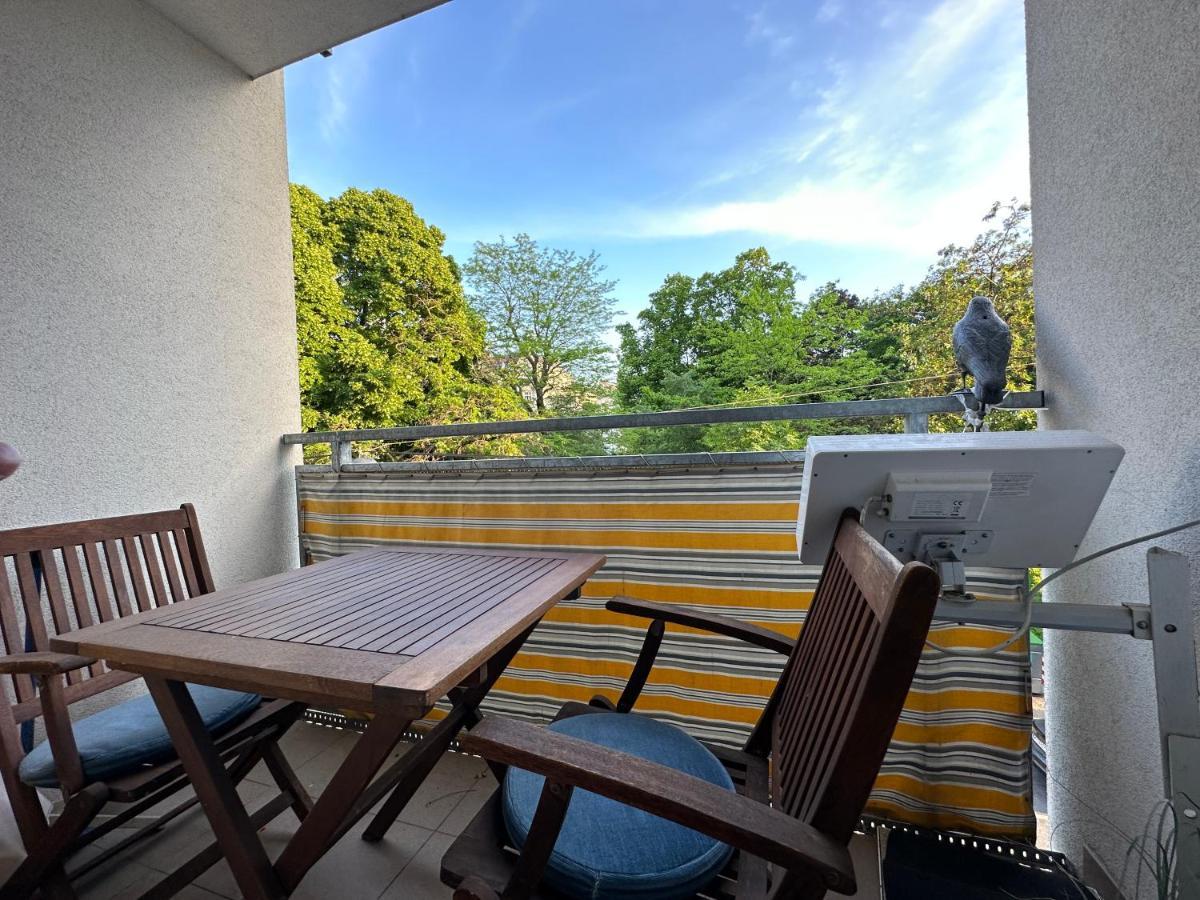 2 Rooms Flat With Balcony, Near Of Center Vienna Luaran gambar