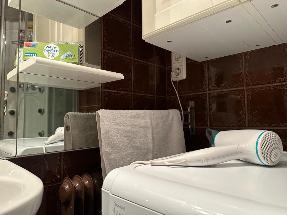 2 Rooms Flat With Balcony, Near Of Center Vienna Luaran gambar
