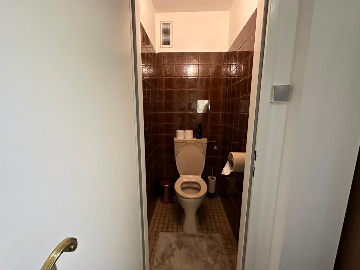 2 Rooms Flat With Balcony, Near Of Center Vienna Luaran gambar